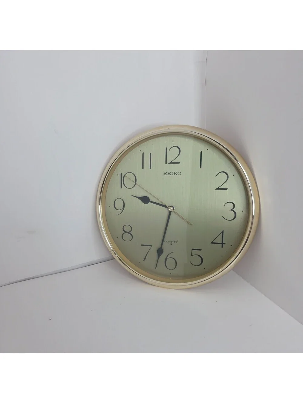 Seiko QXA001G Gold Analog Quartz Wall Clock Round Champagne Dial 11' Tested